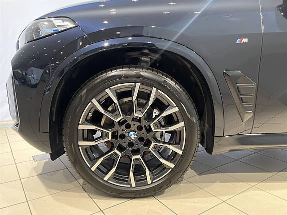 BMW X5 5 of 17