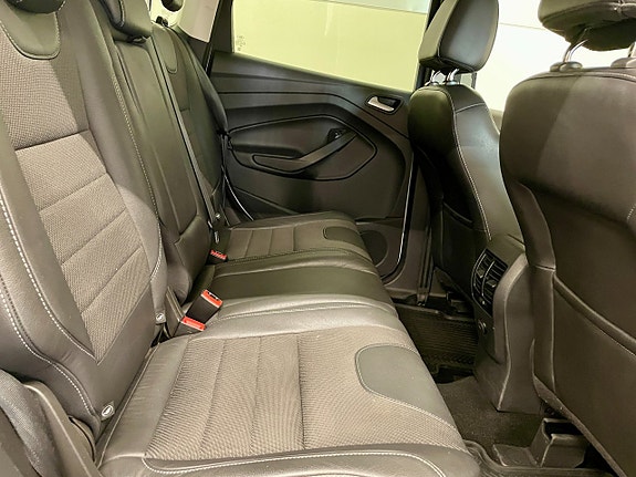 Ford Kuga 15 of 18