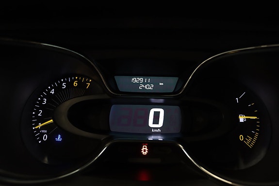 Renault Captur 21 of 21