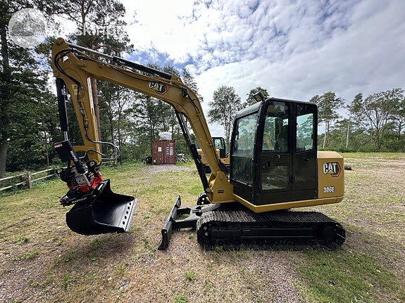 CAT 306 E 2 of 27