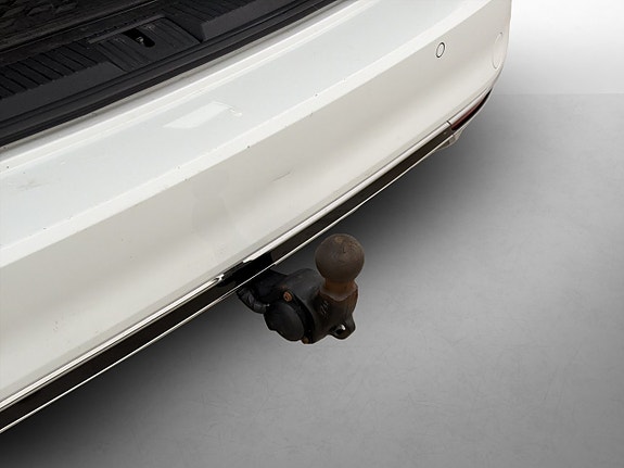 Volkswagen Passat 9 of 30