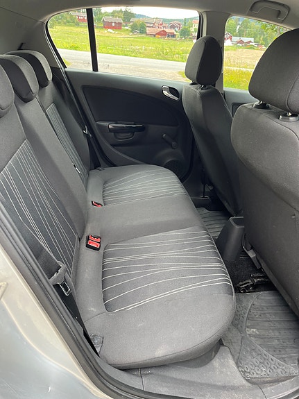 Opel Corsa 8 of 8