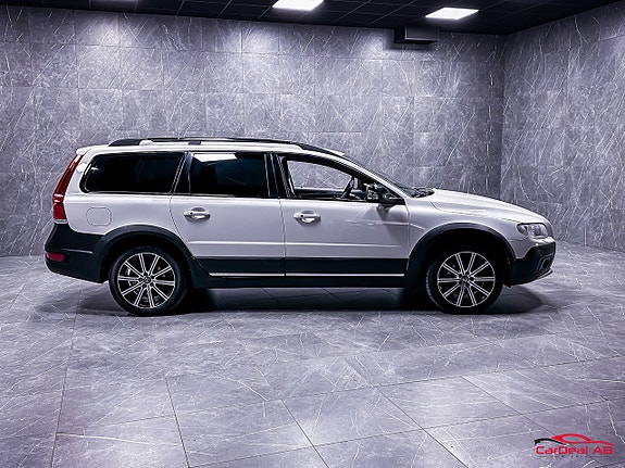 Volvo XC70 8 of 27