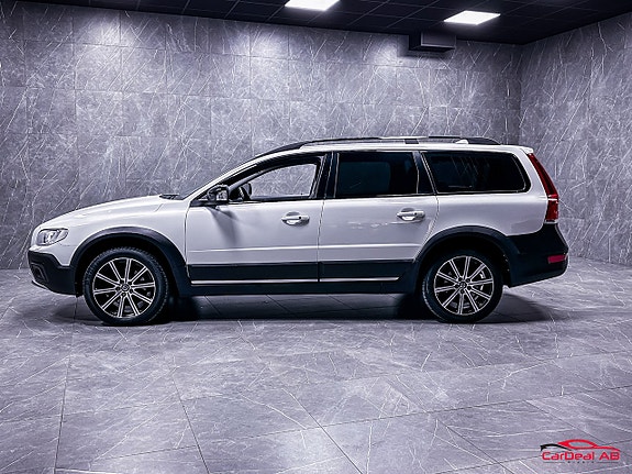 Volvo XC70 4 of 27