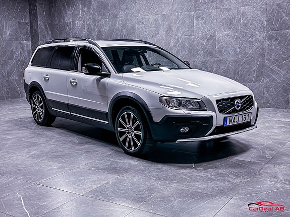 Volvo XC70 9 of 27