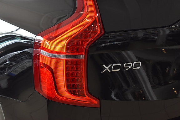 Volvo XC90 26 of 26