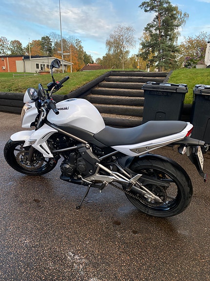 Kawasaki Er6n 5 of 8
