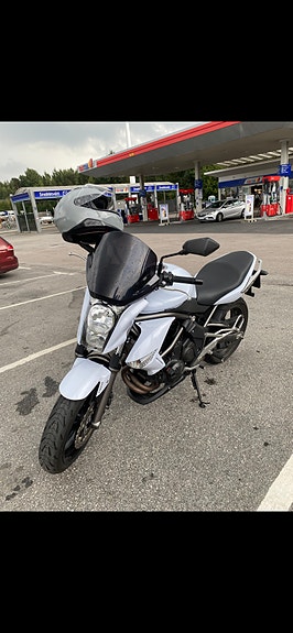 Kawasaki Er6n 3 of 7