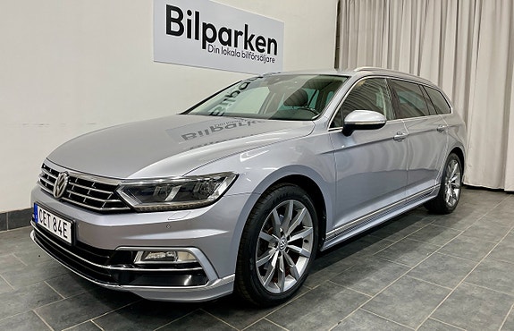 Volkswagen Passat 3 of 24