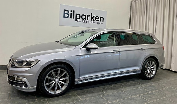 Volkswagen Passat 2 of 24