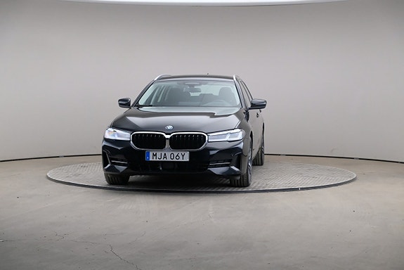 BMW 530e 3 of 29