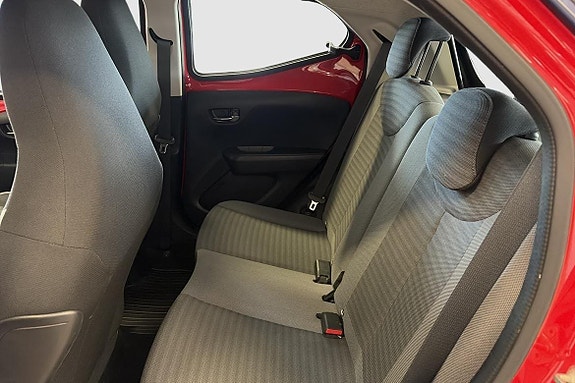 Toyota Aygo 11 of 15