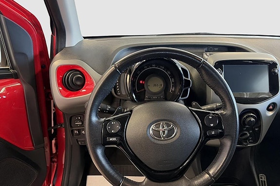 Toyota Aygo 10 of 15