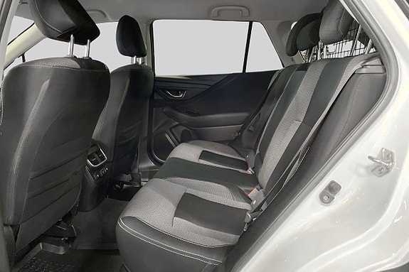 Subaru Outback 9 of 16