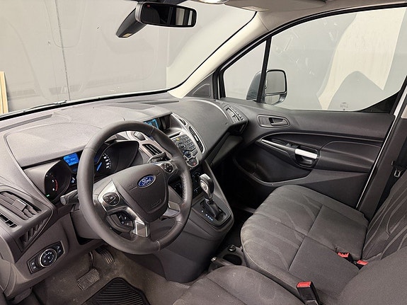 Ford Transit Connect 8 of 14