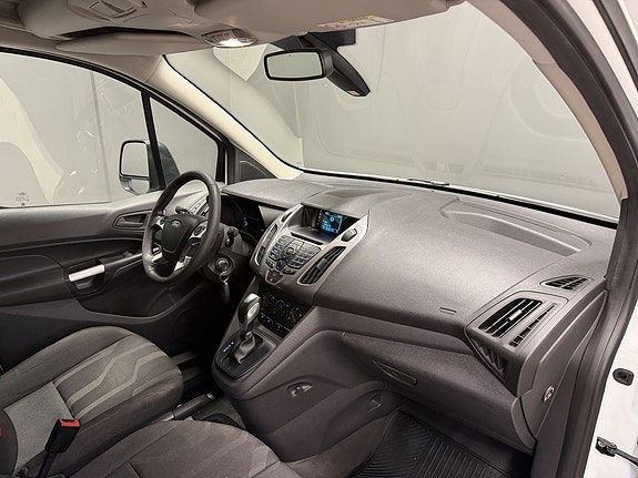Ford Transit Connect 11 of 14