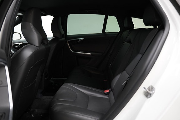 Volvo V60 21 of 24