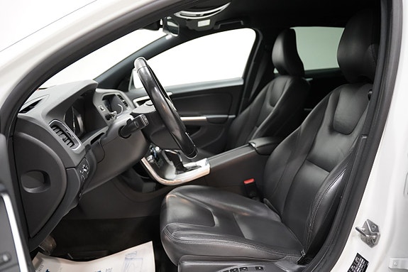 Volvo V60 7 of 24