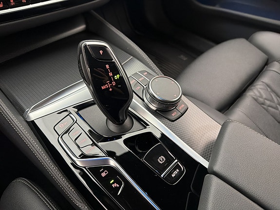 BMW 530e 24 of 30