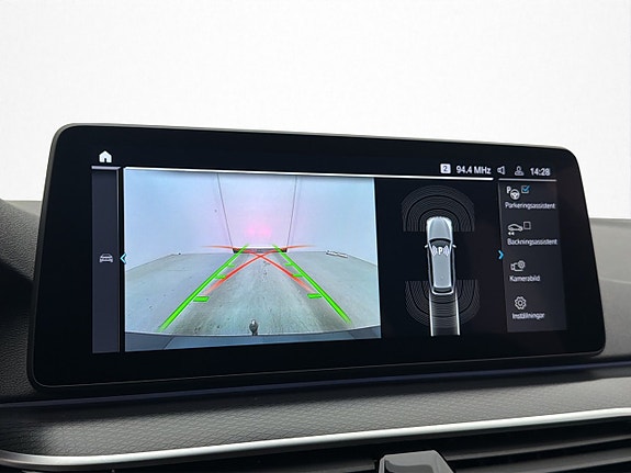 BMW 530e 19 of 30