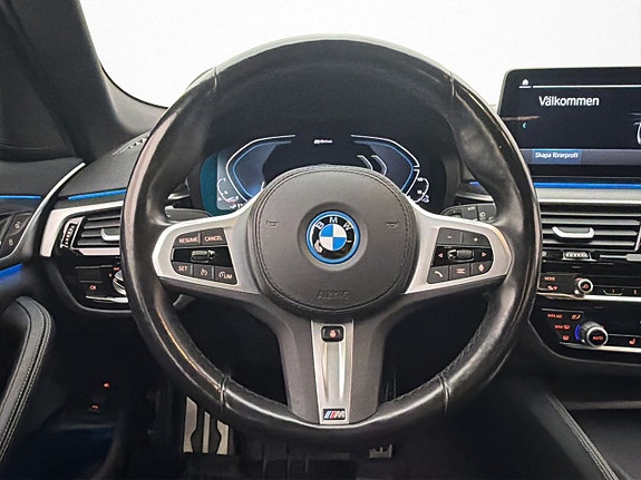 BMW 530e 12 of 30