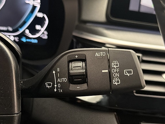 BMW 530e 17 of 30