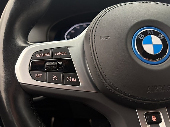 BMW 530e 14 of 30