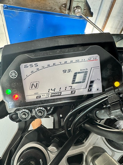 Yamaha MT-10 3 of 3