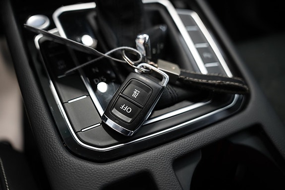 Volkswagen Passat 8 of 24