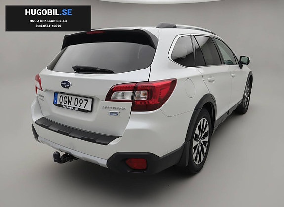 Subaru Outback 2 of 8
