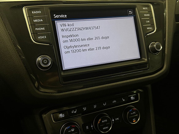 Volkswagen Tiguan 21 of 23