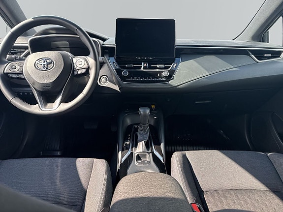 Toyota Corolla 10 of 13