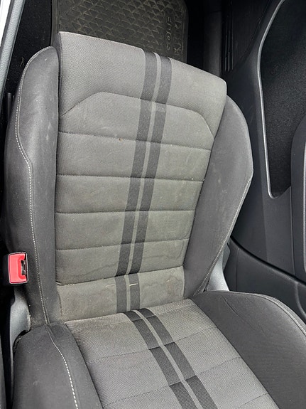 Volkswagen Golf VII 9 of 9