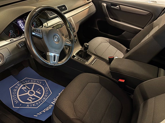 Volkswagen Passat 5 of 7