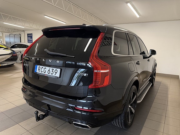 Volvo XC90 5 of 16