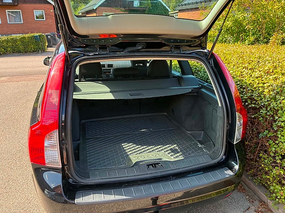 Volvo V50 5 of 10