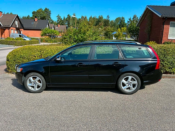 Volvo V50 4 of 10