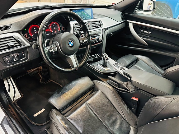 BMW 320d 13 of 29