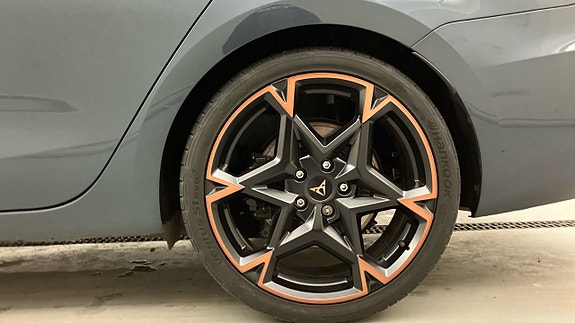 Cupra Leon 23 of 24