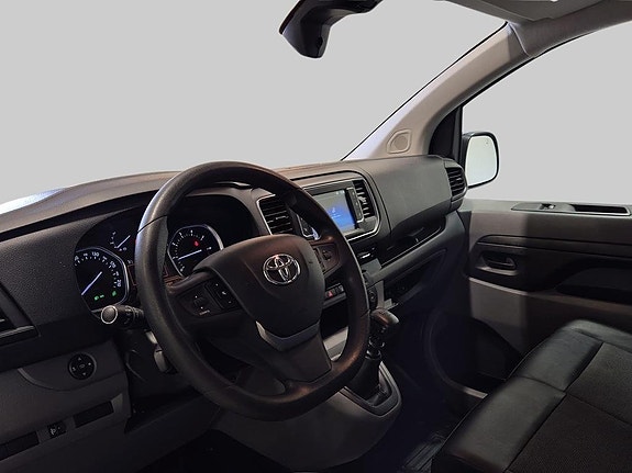 Toyota Proace 9 of 14