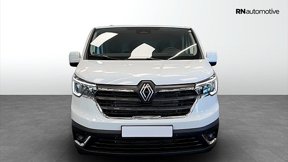 Renault Trafic 8 of 26