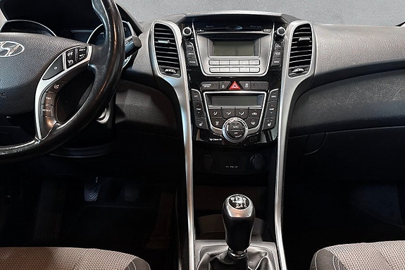 Hyundai i30 14 of 17