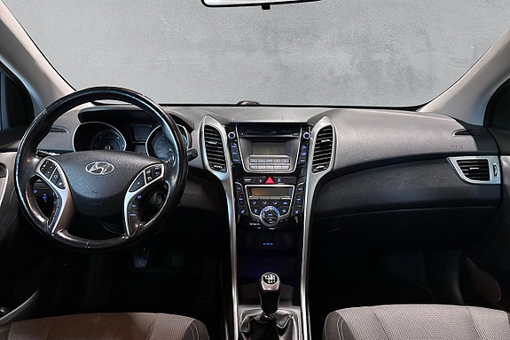 Hyundai i30 12 of 17