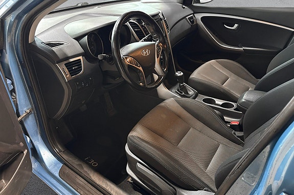 Hyundai i30 10 of 17