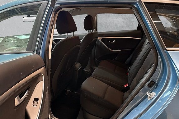 Hyundai i30 15 of 17