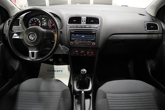 Volkswagen Polo 9 of 18