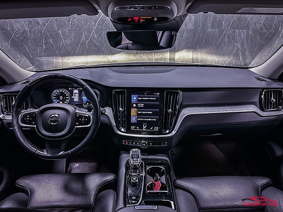 Volvo V60 13 of 28