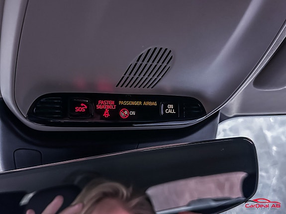 Volvo V60 22 of 28