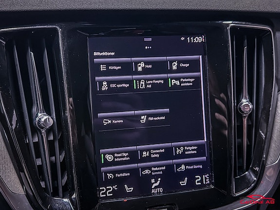 Volvo V60 26 of 28