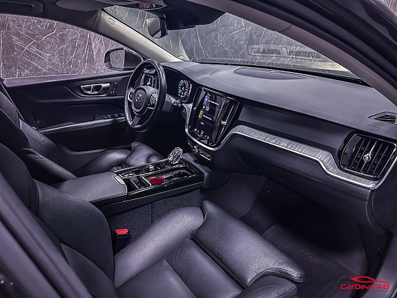 Volvo V60 15 of 28